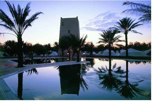 Campement Yadis Ksar Ghilane Esterno foto
